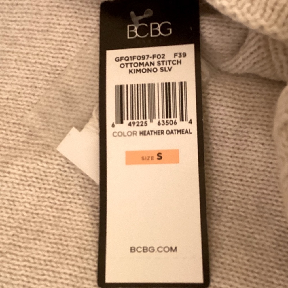 BCBG Paris Turtle Neck Sweater Heather Oatmeal - Picture 6 of 8